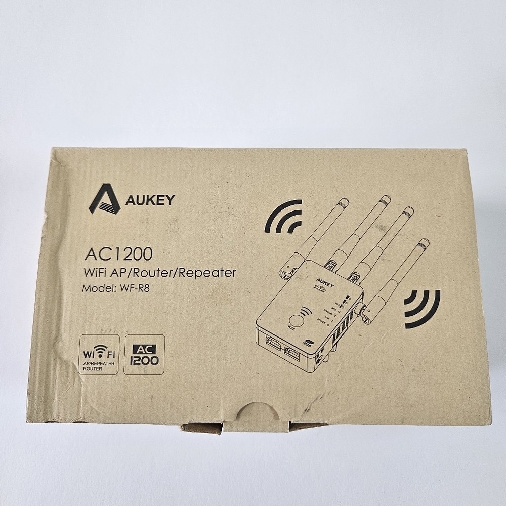 Aukey AC1200 Dual Band Wireless Adapter WF-R8 Router Repeater - Picture 9 of 12